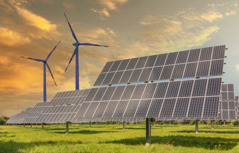 : شترستوك / إضافات الطاقة الشمسية الكهروضوئية ستمثل ثلثي الزيادة في الطاقات المتجددة العام القادم