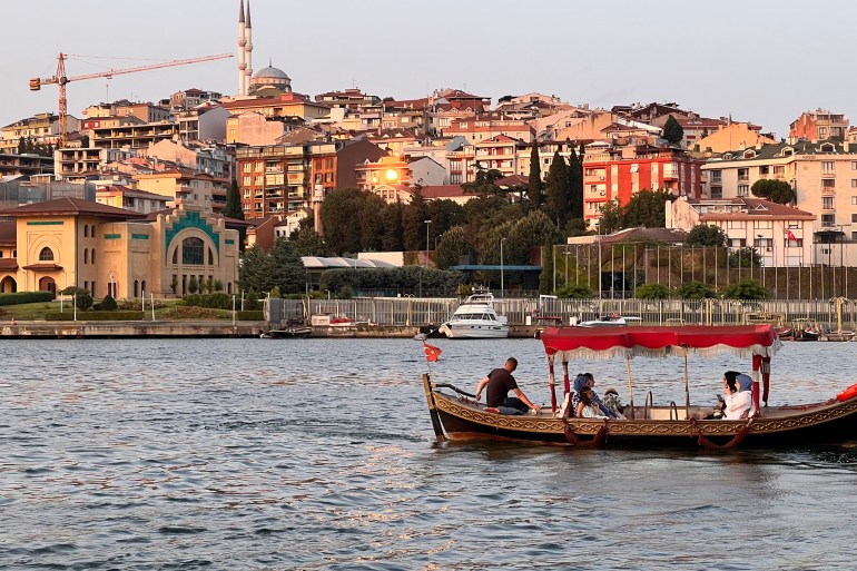 2- تقدم سياحة القوارب واليخوت بإسطنبول تجربة فريدة للزوار تجمع بين جمال الطبيعة والثقافة والمغامرة - الجزيرة