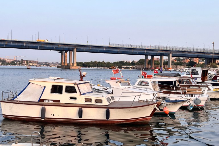 6- تحتوي نحو 30 مرسى في تركيا على 6500 رصيف في حين هناك 16 ألف قارب في البلاد - الجزيرة