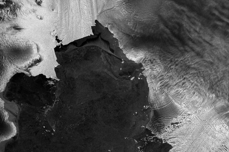 File:Envisat's view of Pine Island and Thwaites glaciers- European Space Agency