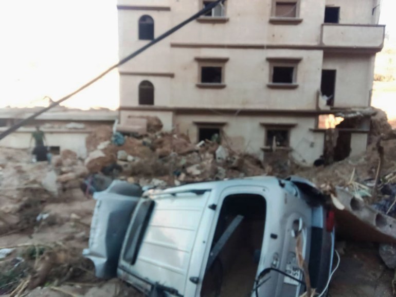 - منزل محمد قاطش وأسرته الذي بعد تعرضه للسيول بسبب انهيار سد وادي درنة