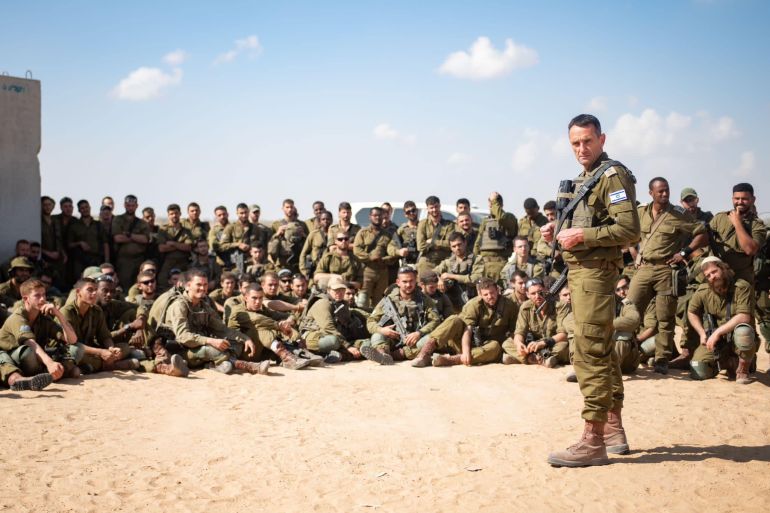 رئيس أركان الجيش الإسرائيلي، هرتسي هاليفي، يصر على مواصلة القتال في غزة.