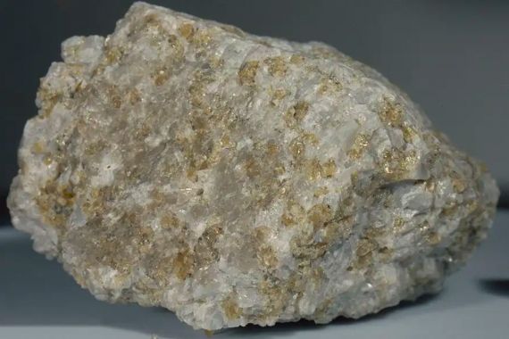 An image of the Apollo 17 moon rock troctolite 76535. This study was focused on sample 79221. (Image credit: NASA/Johnson Space Center)