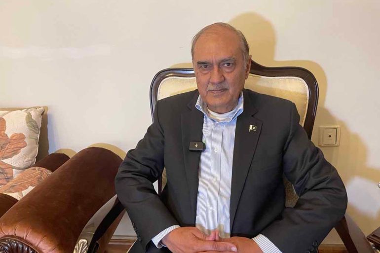 وزير الدفاع الباكستاني الأسبق والجنرال المتقاعد نعيم خالد لودهي