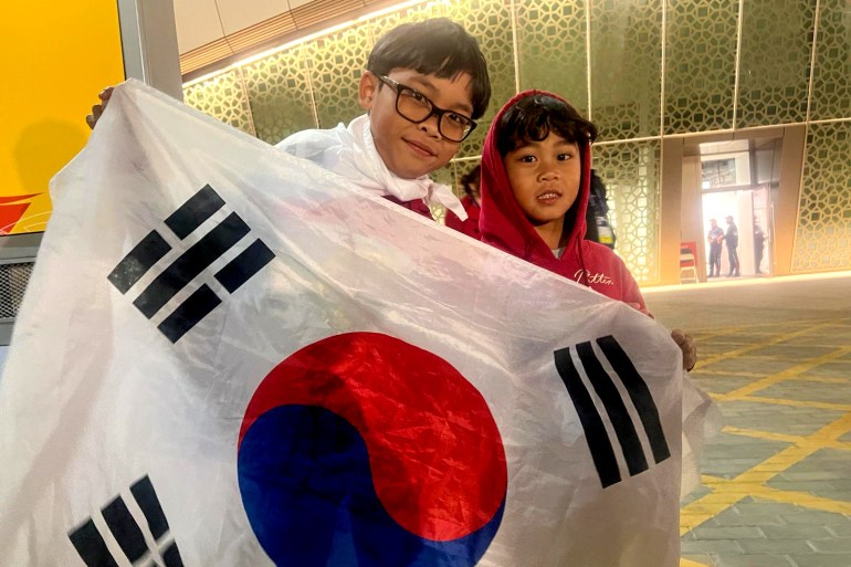 مارلون حضر مع والديه وشقيقه لتشجيع كوريا الجنوبية (الجزيرة)
