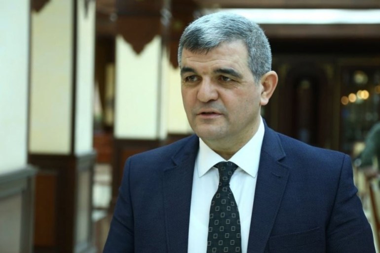 فاضل مصطفى – نائب في البرلمان لأربع ولايات متتالية (منذ 2005)، الصحافة الأذرية