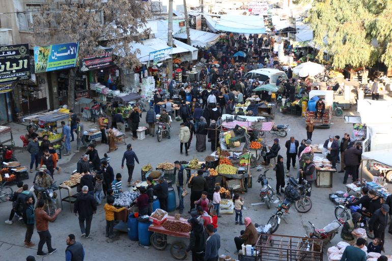 - تتميز أسواق رمضان في سوريا بخصوصية تختلف عن باقي أشهر السنة