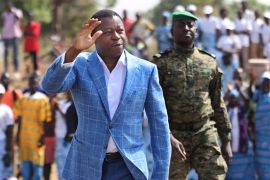 تولى الرئيس التوغولي فور غناسينغبي الحكم في البلاد منذ وفاة والده الرئيس السابق عام 2005(الجزيرة)