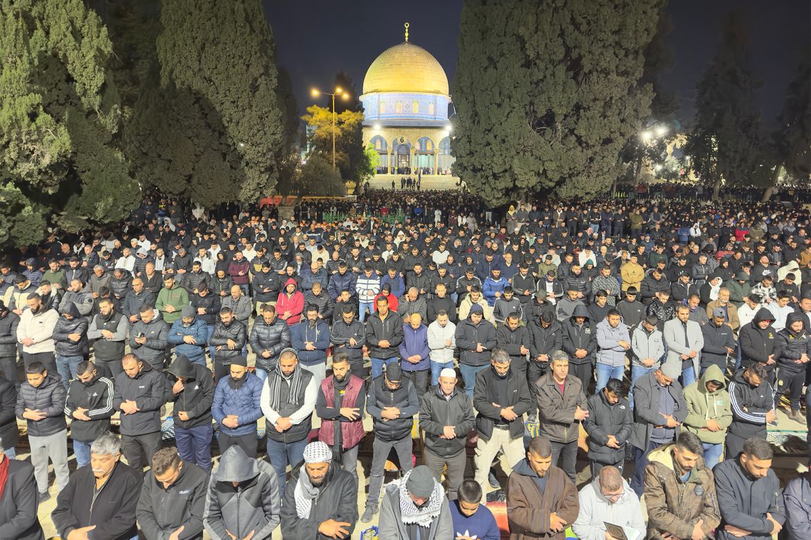 القدس-16 مارس- صلاة التراويح في المسجد الأقصى- خاص بالجزيرة نت