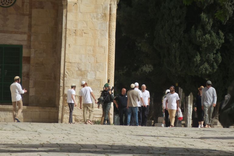 القدس- أعداد كبيرة من المستوطنين تقتحم المسجد الأقصى في ثاني أيام عيد الفصح اليهودي