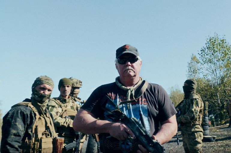 راسل بنتلي يقاتل بجانب الانفصاليين المؤيدين للروس في دونيتسك شرقي أوكرانيا (خاصة بالجزيرة 360)